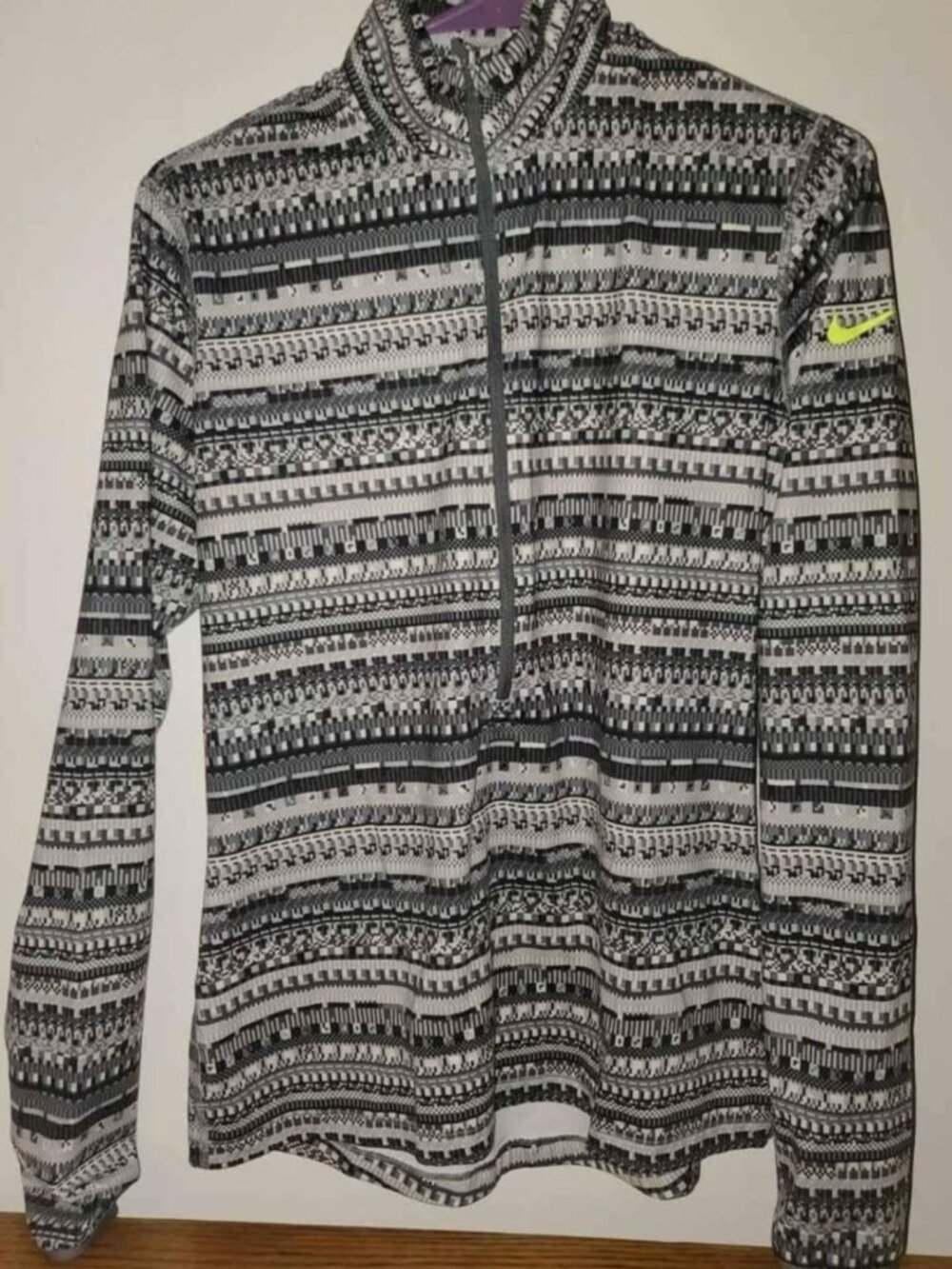 Womens nike pro size large